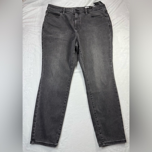 NEW Simply Vera - Vera Wang Faded Black Skinny Power Stretch Jeans‎ - 18W - Picture 1 of 3